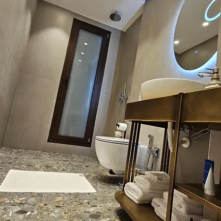 Center Easy_luxury *